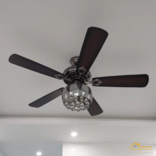 ĐÈN QUẠT TRẦN CÁNH GỖ PHA LÊ CỔ ĐIỂN - QVIFA-110