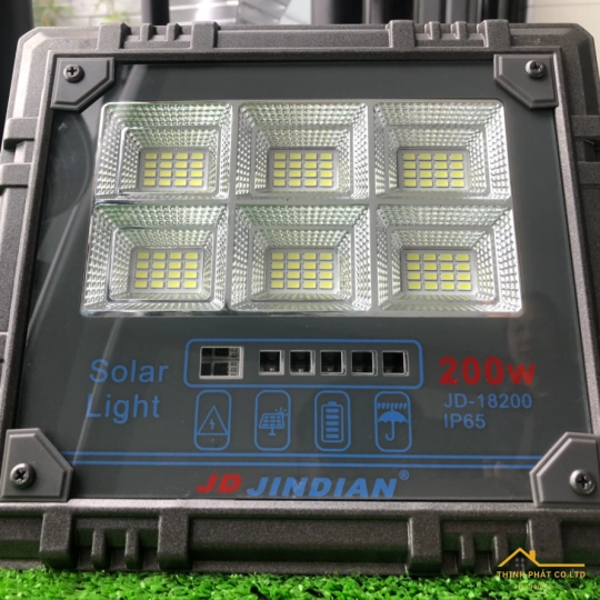 ĐÈN PHA NĂNG LƯỢNG MẶT TRỜI 200W JD-18200 JINDIAN