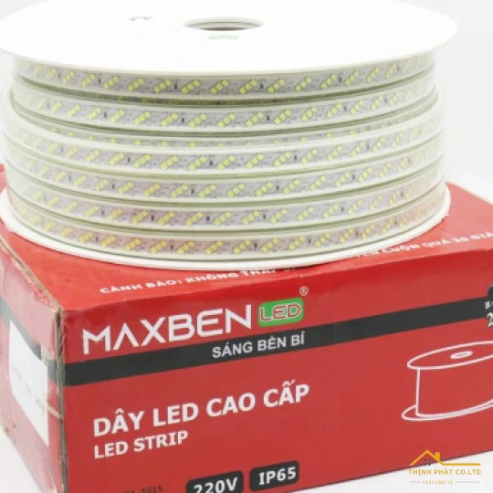 ĐÈN LED DÂY 220V 3 HÀNG BÓNG LED 2835 8W/M - MAXBEN - LD3-MB-2835-180b