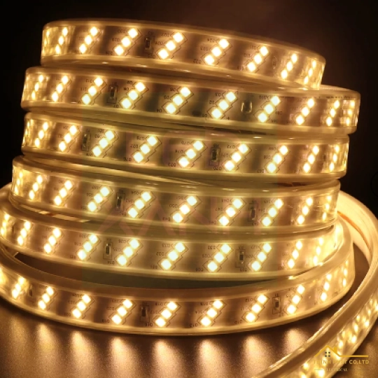 ĐÈN LED DÂY 220V 3 HÀNG BÓNG LED 2835 8W/M - MAXBEN - LD3-MB-2835-180b