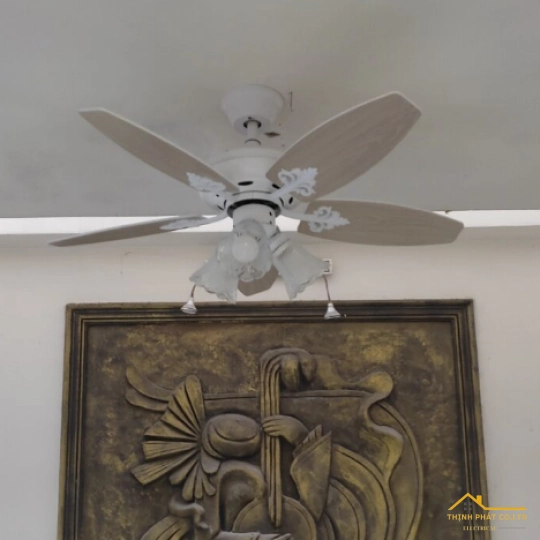 QUẠT TRẦN 5 CÁNH ĐÈN CỔ ĐIỂN - QVIFA-603