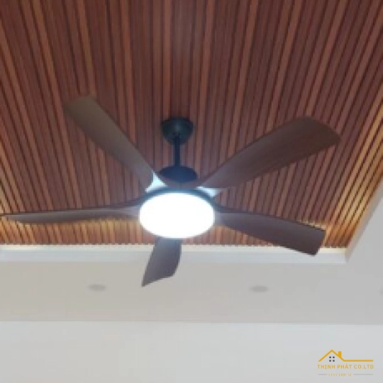 ĐÈN QUẠT TRẦN CÁNH NHỰA ĐEN - QVIFA - 97