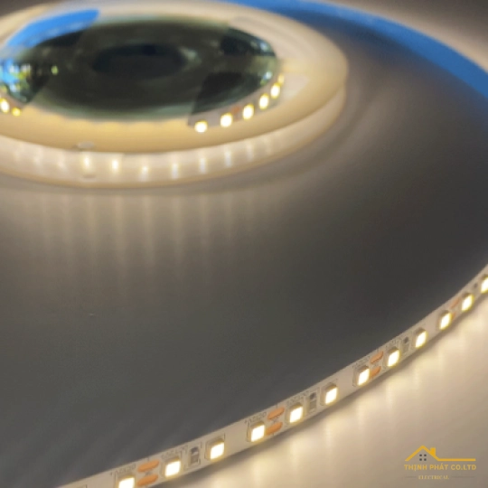 ĐÈN LED DÂY DÁN 2835 12V-CUỘN 5M - MAXBEN - LD-MB-2835-120P-12V-IP20