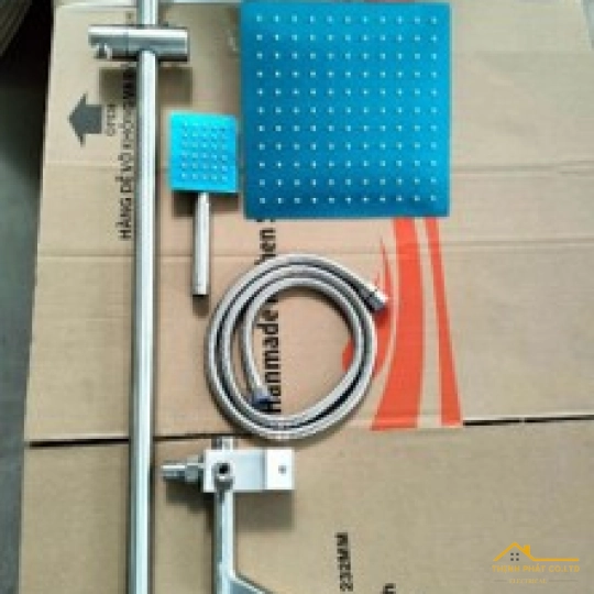 BỘ CÂY SEN TẮM VUÔNG LẠNH 304
