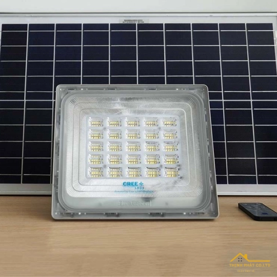 ĐÈN PHA NĂNG LƯỢNG MẶT TRỜI 200W BCT WW3.0 BLUE CARBON