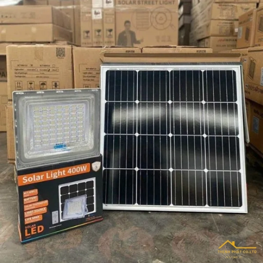 ĐÈN PHA NĂNG LƯỢNG MẶT TRỜI 400W BCT WW5.0 BLUE CARBON
